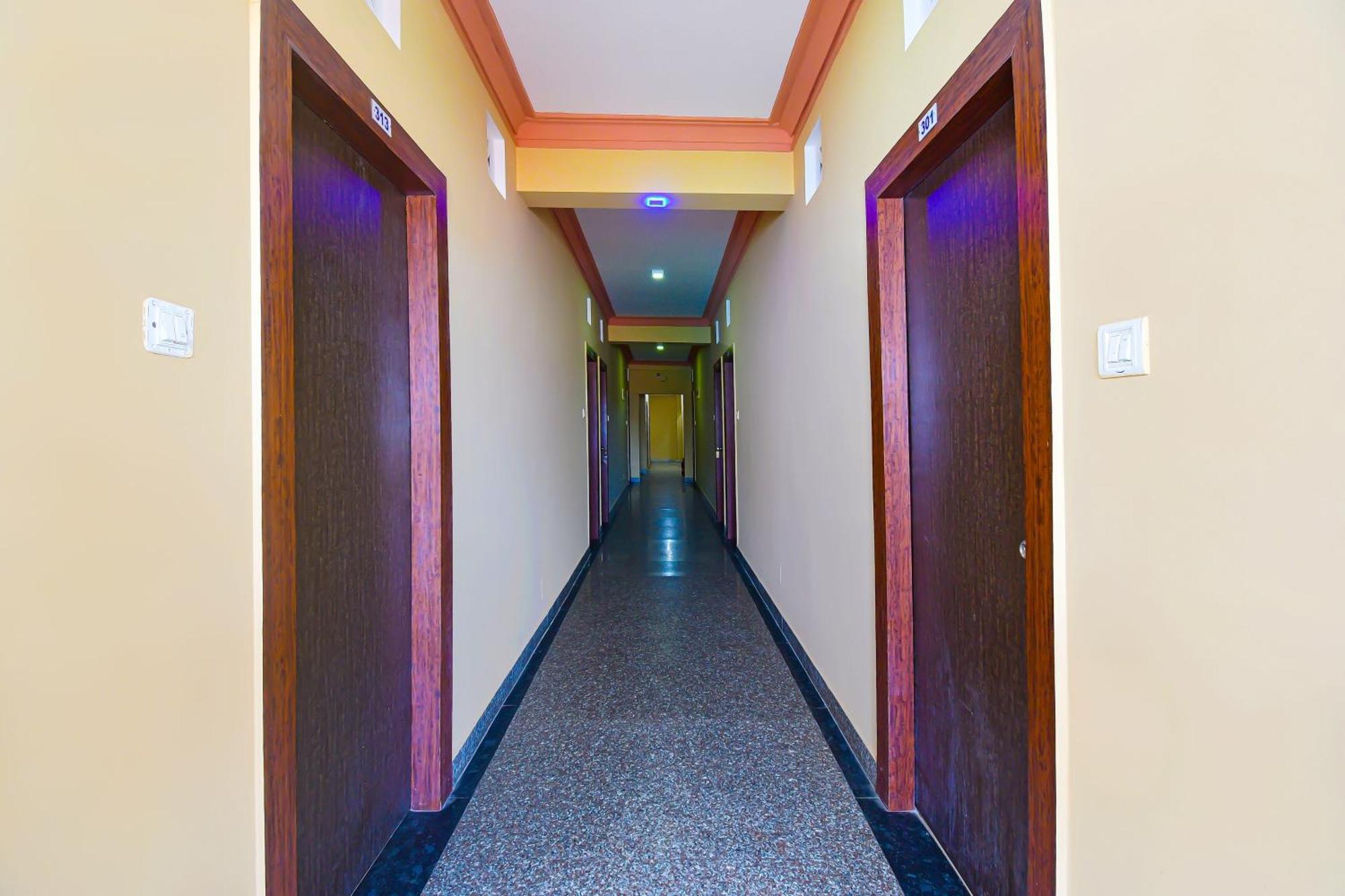 Oyo Flagship Hotel Sea Garden 普里 外观 照片